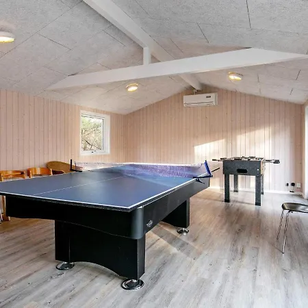度假居 Six-bedroom In *