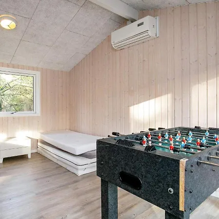 Six-bedroom Holiday In * Nordenbro Vesteregn