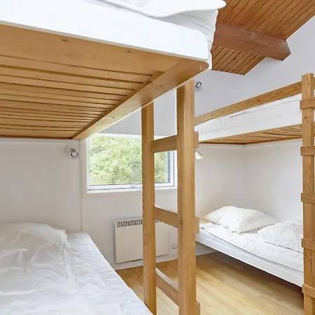 Six-bedroom Holiday In *