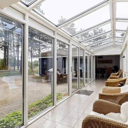 Dom wakacyjny Six-bedroom In Nordenbro Vesteregn