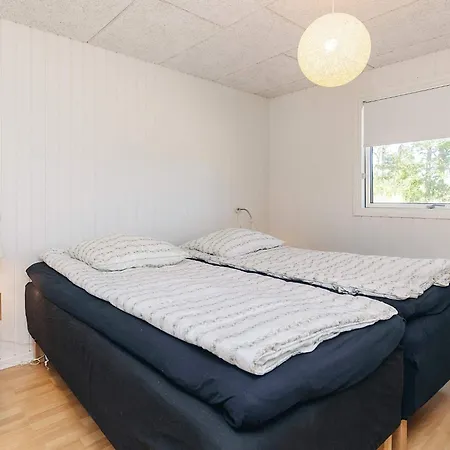 度假居 Six-bedroom In *