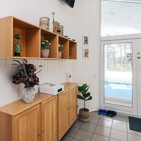 Six-bedroom Holiday In Feriehus