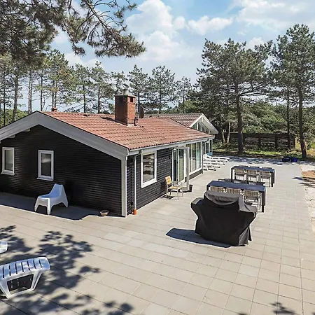 度假居 Six-bedroom In *