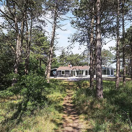 Six-bedroom In * Nordenbro Vesteregn